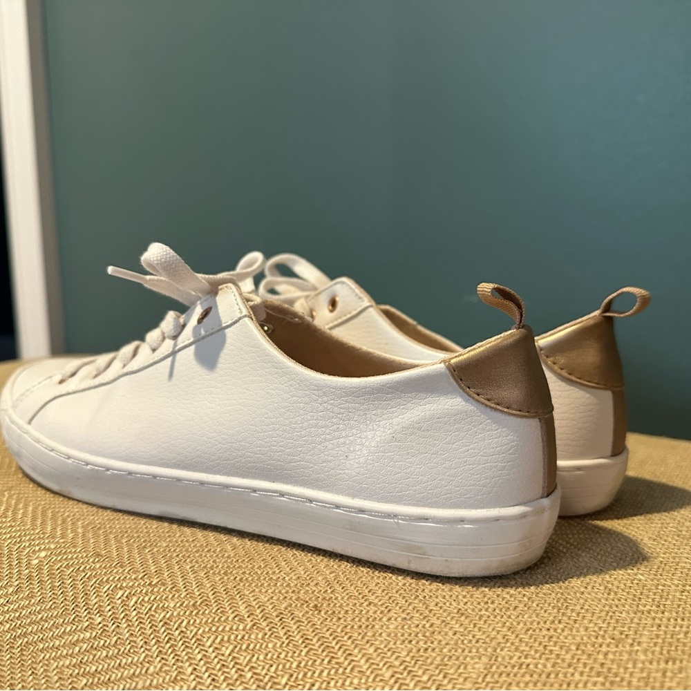 White & Gold Gap Slip on sneakers
